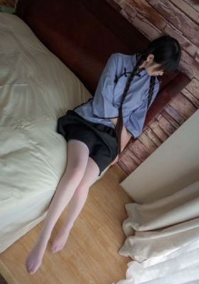 她很漂亮韩剧高清在线观看