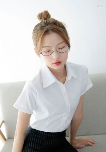 加勒比女海盗成版人2在线