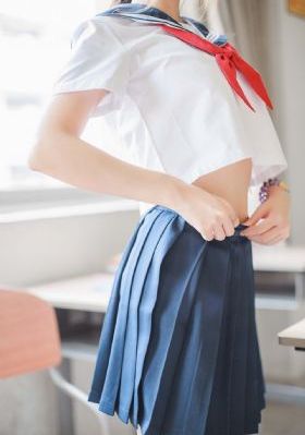 男人狂揉吃奶胸视频
